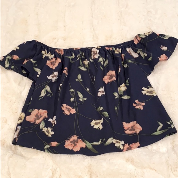 Off shoulder crop top - Picture 1 of 1